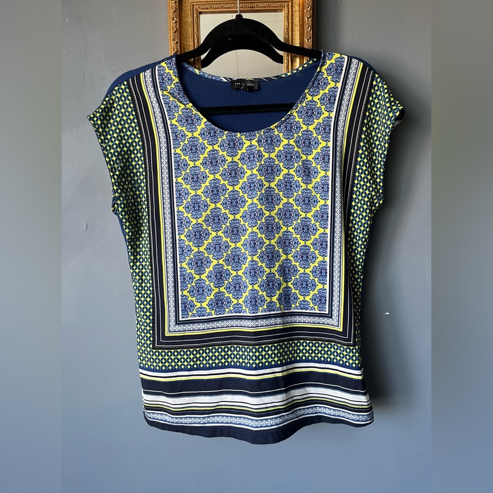The limited women’s blouse - Picture 2 of 5
